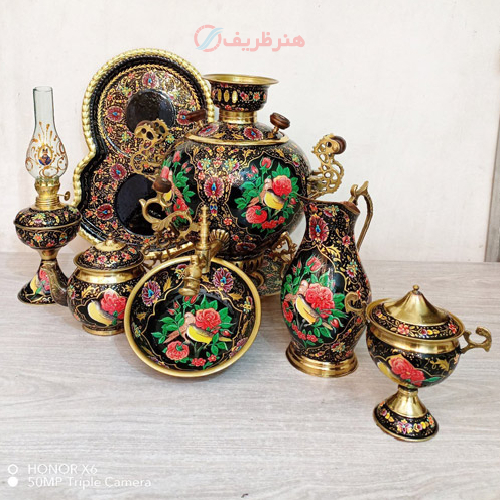 خرید، قیمت و مشخصات سرویس 7 پارچه سماور ذغالی برنجی 3 پایه طرح روس، میناکاری گل و مرغ با گارانتی تعویض _ هنرظریف