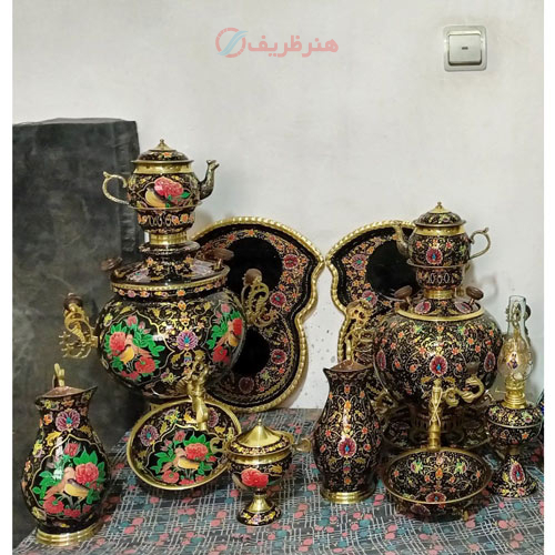 خرید، قیمت و مشخصات سرویس کامل سماور زغالی برنجی میناکاری 6 لیتری، قلم گل و مرغ با رروکش پلی استر _ هنرظریف