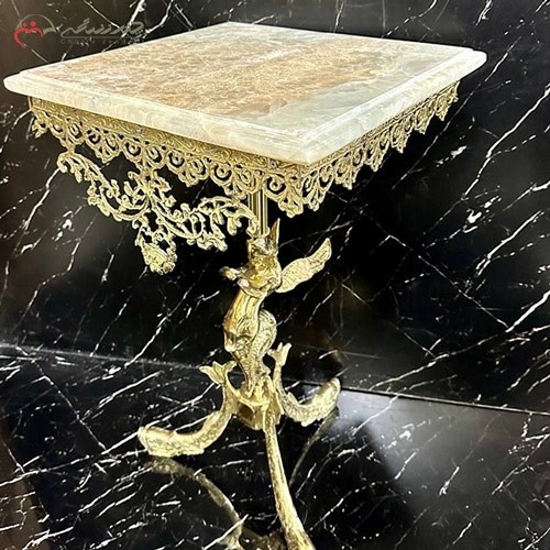خرید آنلاین، میز تلفن مربع طرح پایه ماهی و ستون فرشته بالدار، با صفحه سنگی با رنگ طلایی، با قیمت مناسب | هنرظریف