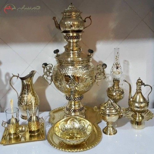 خرید آنلاین، سرویس کامل سماور ذغالی برنجی، قلم زنی زیبا بدون تغییر رنگ با ضمانت نامه 12 ماهه، زیر قیمت بازار پ هنرظریف
