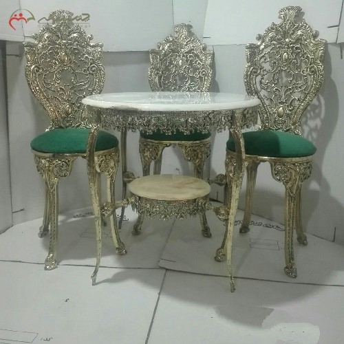 خرید آنلاین، میز غذا خوری آلیاژ 4 نفره با رنگ طلایی و رنگ رویه به انتخاب مشتری، طراحی کاملا جدید و شیک، با قیمت مناسب | هنرظریف