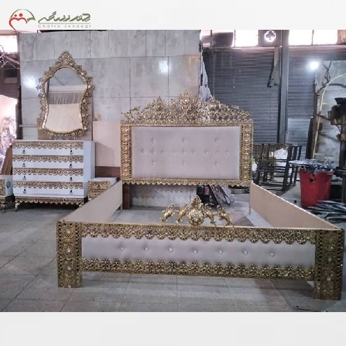 خرید آنلاین، سرویس خواب دو نفره برنزی شامل تخت و آینه و کنسول با رنگ بندی و طراحی متنوع، بسیار شیک، زیر قیمت بازار | هنرظریف