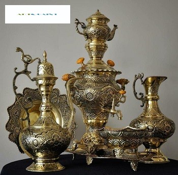 سرویس سماور قلمزنی دکوری 3.5 لیتری به همراه تنگ شاخدار و آفتابه لگن برنجی
