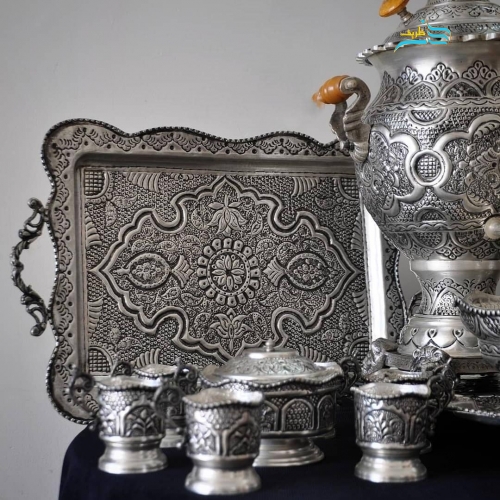 سرویس سماور ۳.۵ لیتری و چایخوری قلم دست استاد نقیان آبکاری نقره