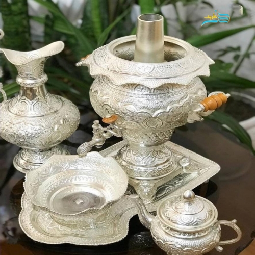 سرویس سماور برنجی ۳.۵ لیتری قلمزنی آبکاری نقره کوره ای ۵۹ سانتی