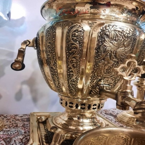 نمای ماکرو از قلم دست اعلاء برای نمایش ظرافت و کیفیت.