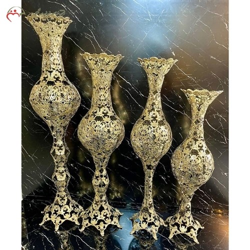 گلدان های برنزی در 4 سایز مختلف طرح گل یاس ، پایه دار طلایی رنگ، پر کار و شکیل - هنرظریف