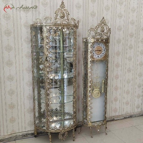 ست ساعت ایستاده با زمینه سفید و بوفه نیم گرد برنزی، طرح زیبای گل آفتابگردان