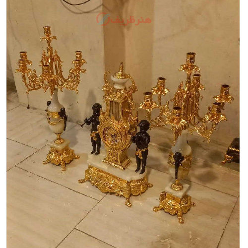 ساعت و شمعدان خروسی برنزی مدل عروسک بزرگ با سنگ مرمر اصل