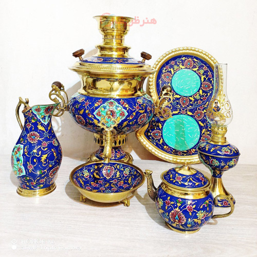 سرویس 6 پارچه سماور ذغالی برنجی میناکاری 7 لیتری، استکانی پایه خرچنگی