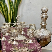 خرید، قیمت و مشخصات تنگ و جام طرح جدید ساخته شده با ورق ضخیم برنج و آبکاری شده نقره اعلا و با کیفیت - هنرظریف